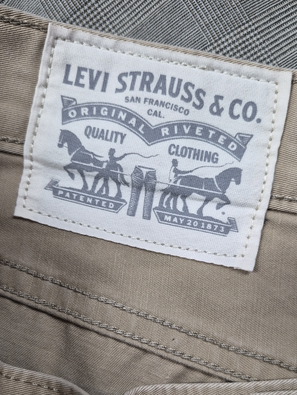 Levi Strauss & Co 36 x 30 denim jeans